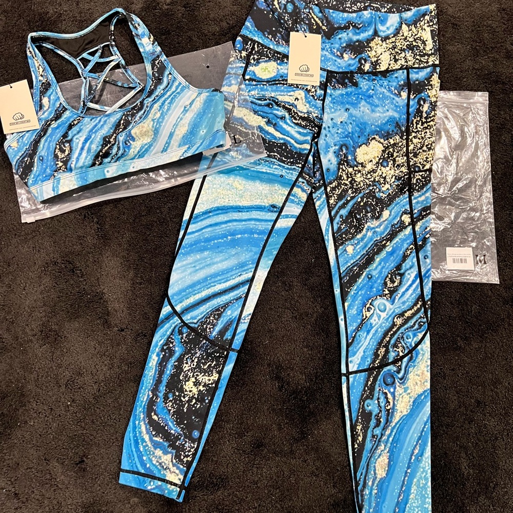 Feed Me Fight Me Roaring 20’s blue set Sz M/L leggings bra set